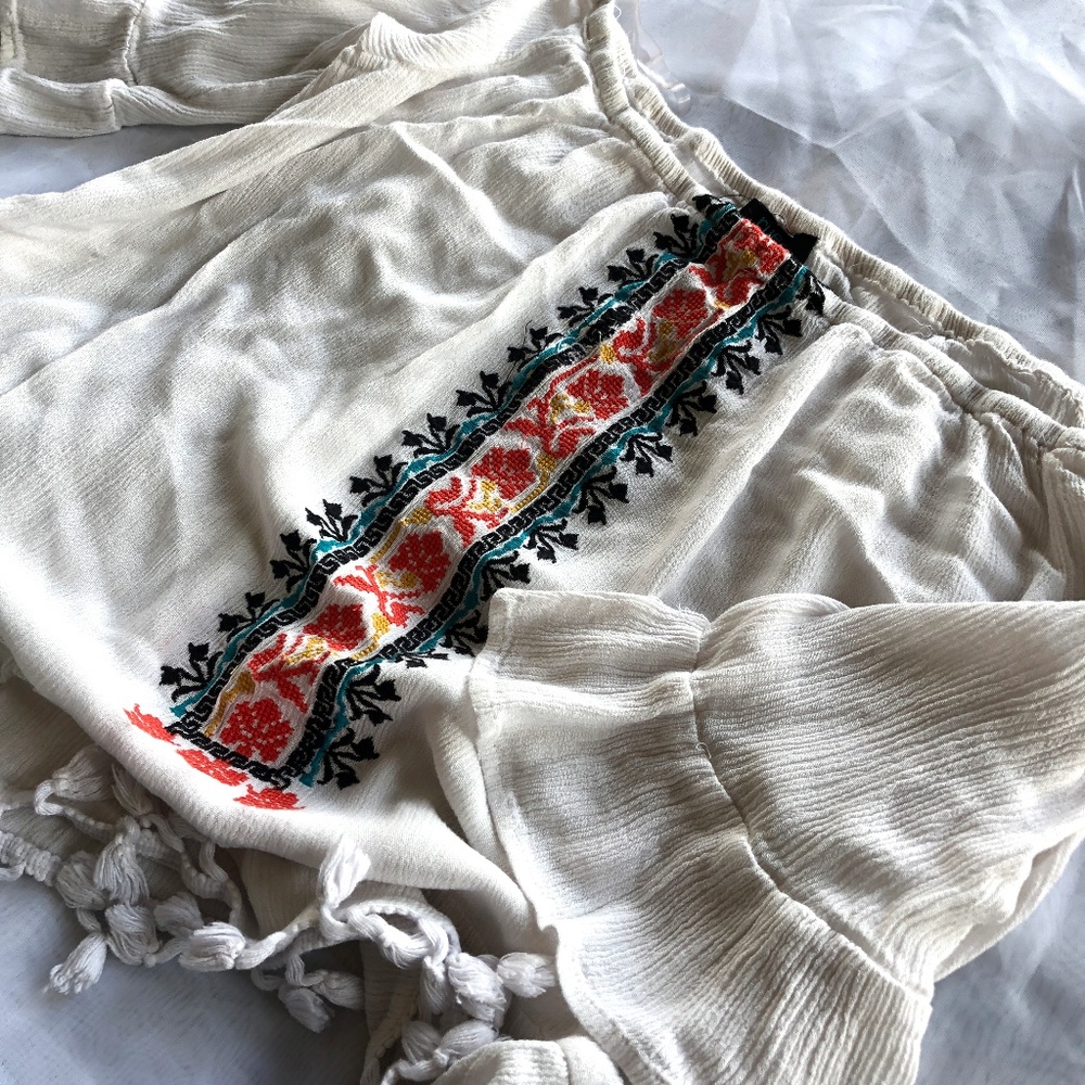 White Off-The-Shoulder Blouse • 1X • Rue21